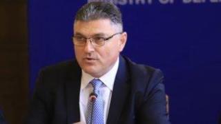 "Отношенията между САЩ и България по-здрави от всякога". Панайотов намеква, че е върнат не по негово искане